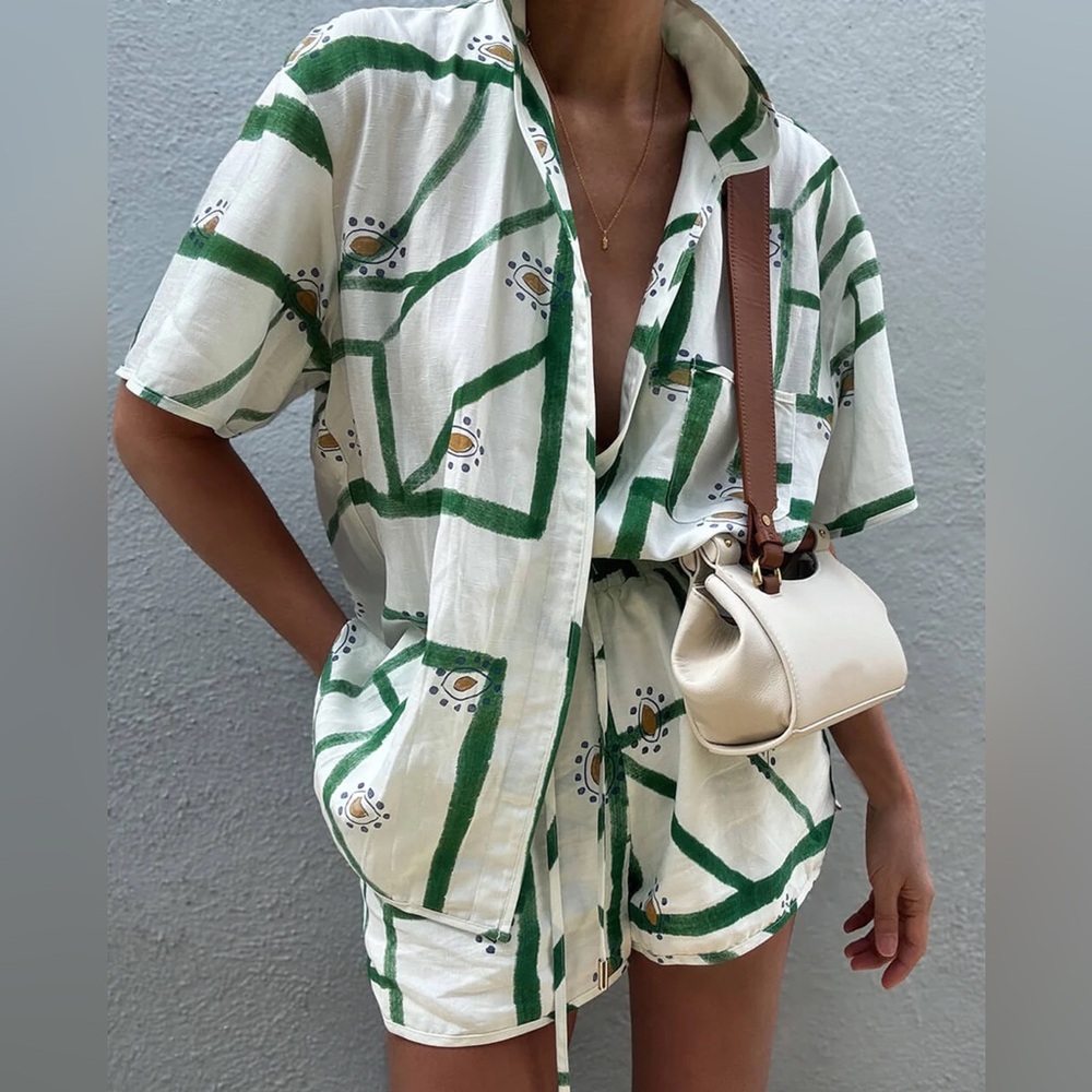 37 Print Drawstring Shorts Set - Picture 5 of 10